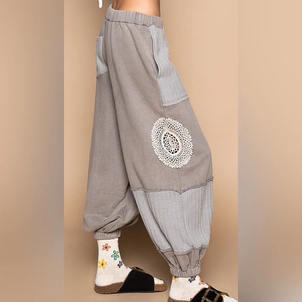 NWT POL Boho Crochet Doily Patchwork Jogger Sweats Sweat Pants Joggers Grey - Picture 8 of 13